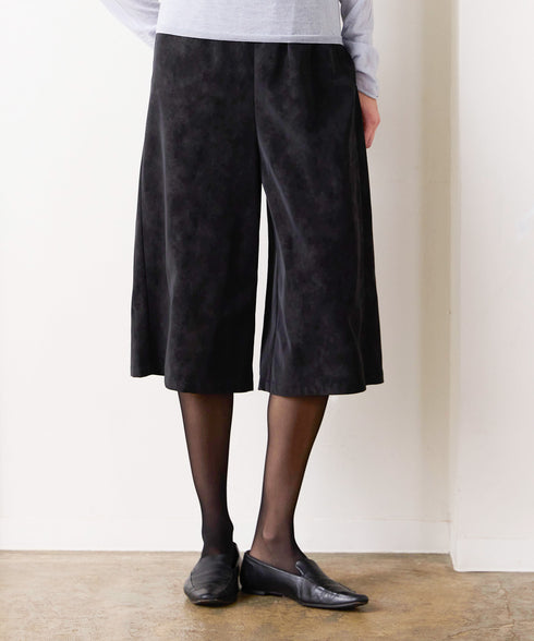 eco-suede half pants