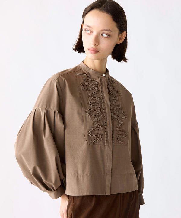 10/16発売予定【SOI-MeME】diamond tuck embroidery modern blouse