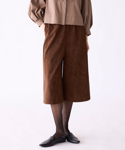 eco-suede half pants