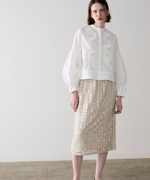 【SOI-MeME】code embroidery pearl blouse