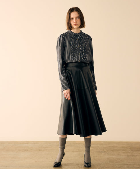 tuck frill strip blouse