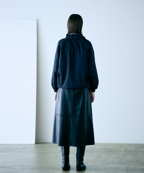 pleats twill blouson