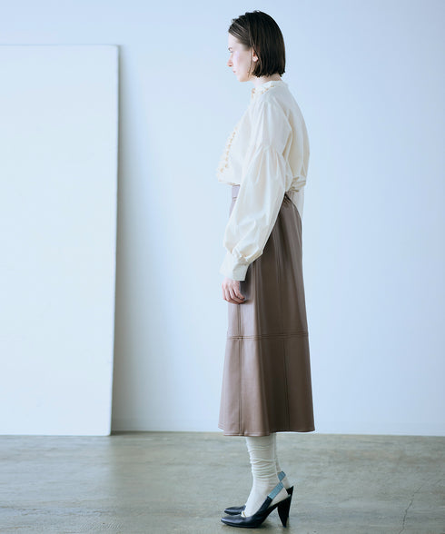 【再入荷】modern tuck frill blouse