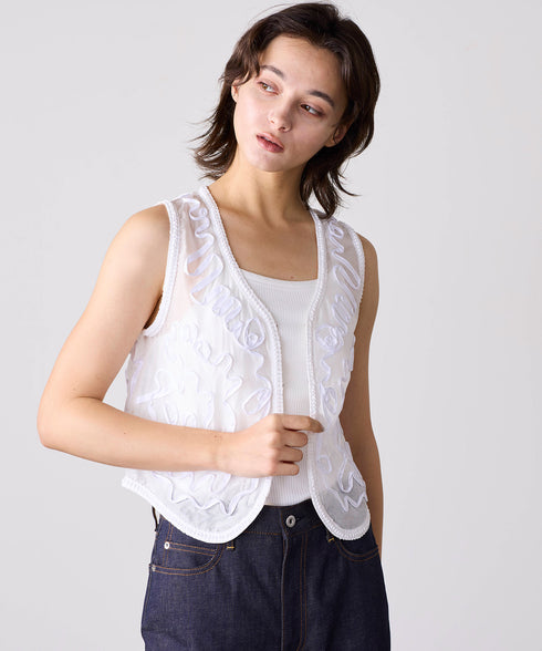 【SOI-MeME】code embroidery diamond tuck vest