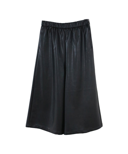 soft eco-leather half pants