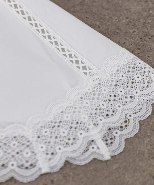 laced handkerchief sleeve cut-sew