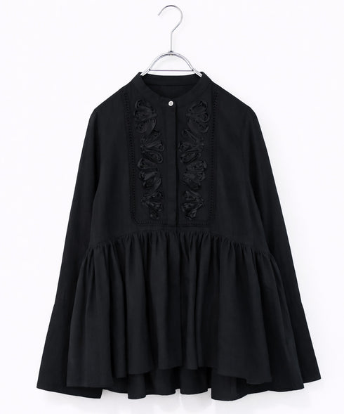 【SOI-MeME】code embroidery diamond tuck blouse