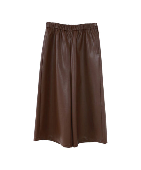 soft eco-leather half pants