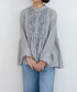 【SOI-MeME】code embroidery diamond tuck blouse