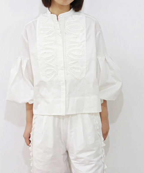 【SOI-MeME】diamond tuck embroidery blouse