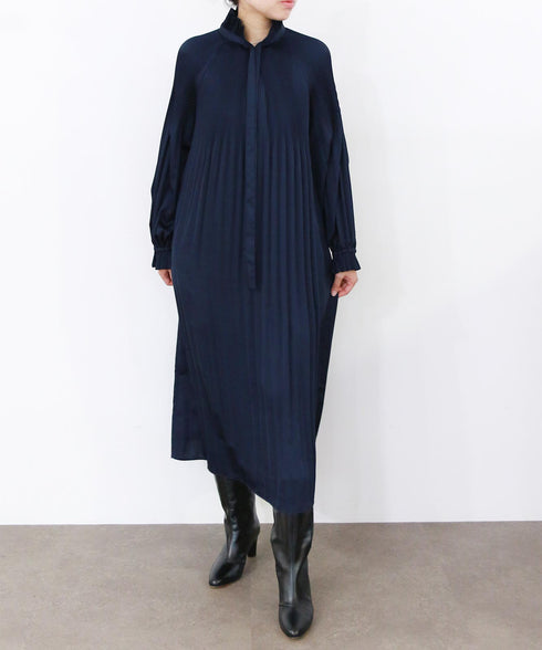 accordion pleats dress