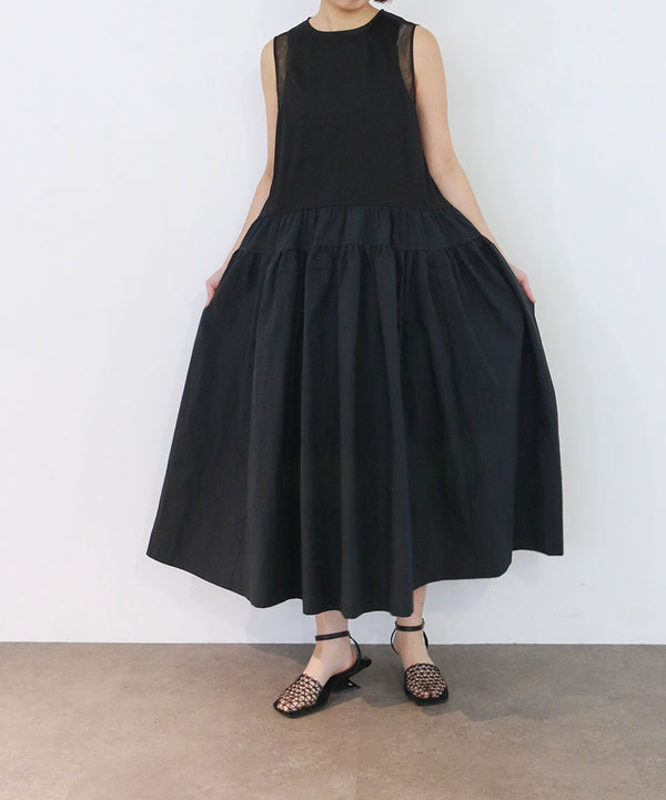 cut-sew docking trapeze dress