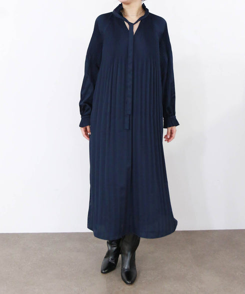 accordion pleats dress