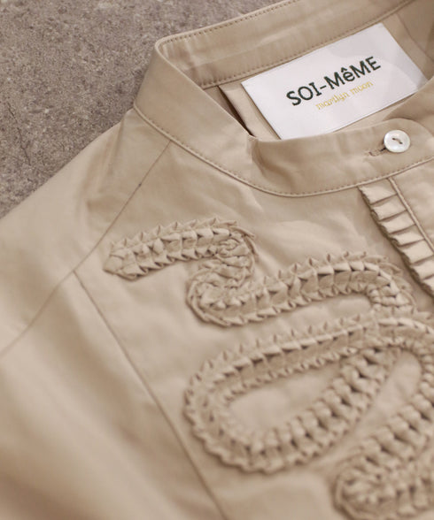 【SOI-MeME】diamond tuck embroidery blouse