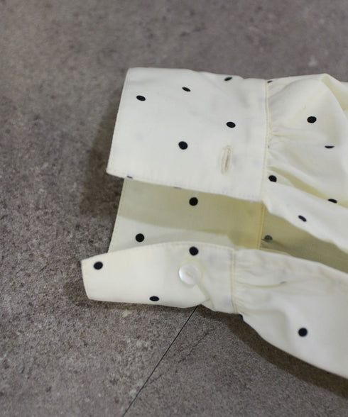 tuck frill volume sleeve blouse