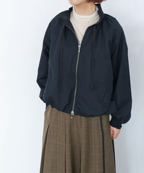 pleats twill blouson