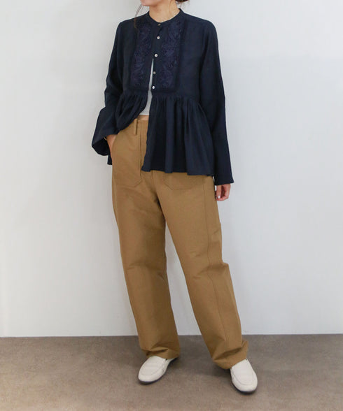 【SOI-MeME】code embroidery diamond tuck blouse