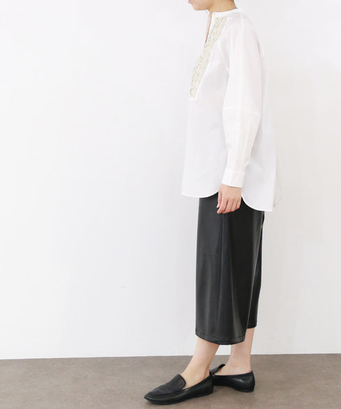soft eco-leather half pants