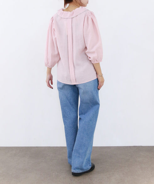 picot raffle collar tuck blouse