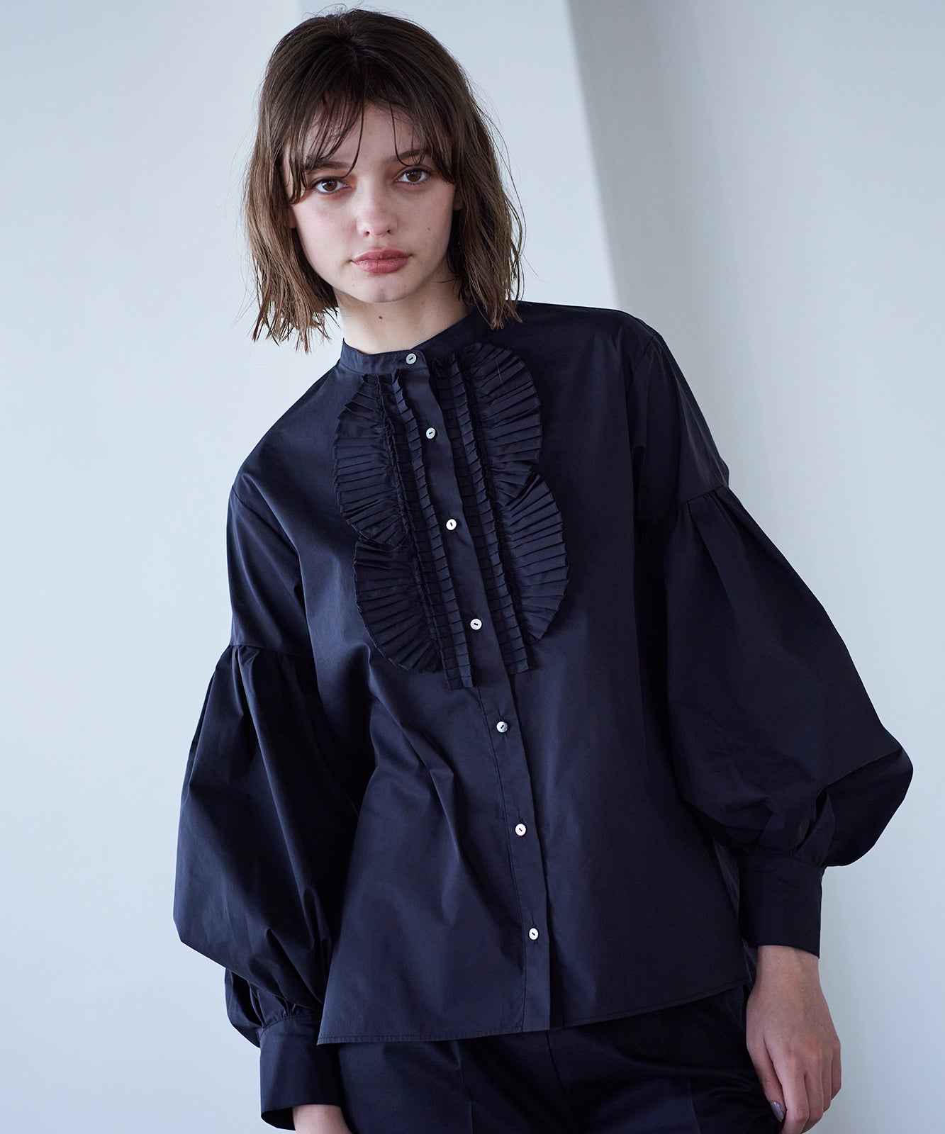 SOI-MeME】dramatic tuck frill blouse – MARILYN MOON OFFICIAL 